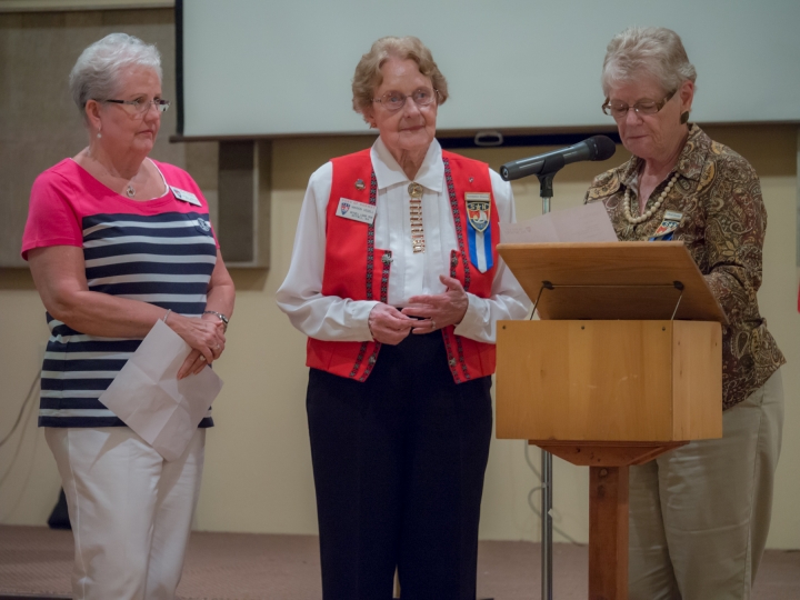 Bothell May 2014-37.jpg - Scholarhips and Awards